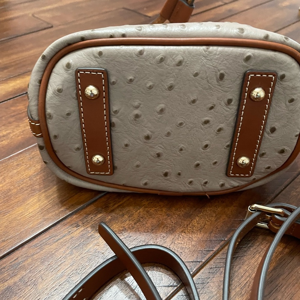 NWOT Dooney & Bourke Ostrich Small Drawstring Crossbody. - Picture 6 of 6